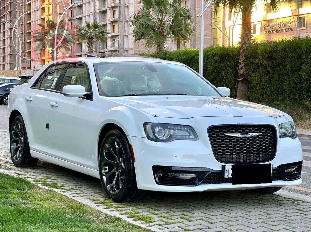 كرايسلر 300